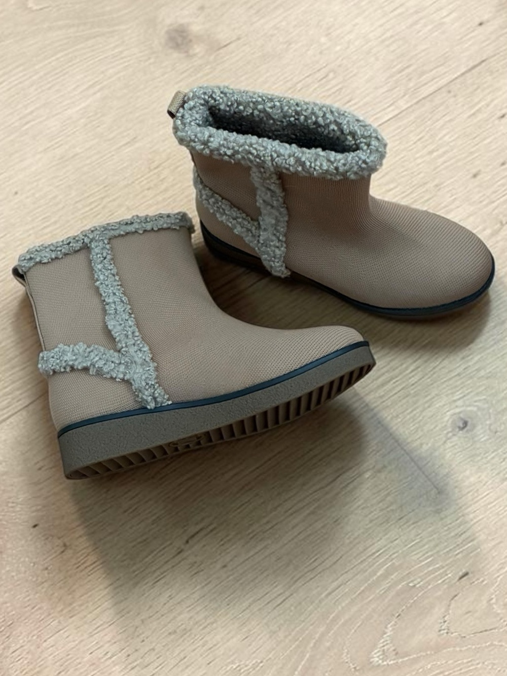 Vivaia Courtney Boots